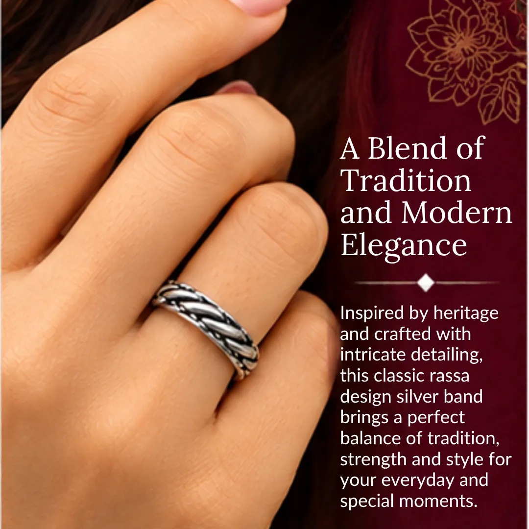classic-rassa-design-silver-band-infographic Close-up lifestyle portrait of a woman's hand wearing the classic rassa design silver band, featuring text that highlights a blend of tradition and modern elegance.